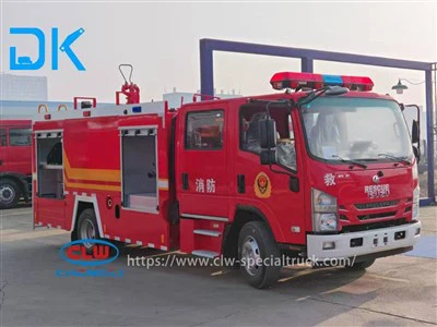 Isuzu 700P 3,55-tons vandtankbil brandbil