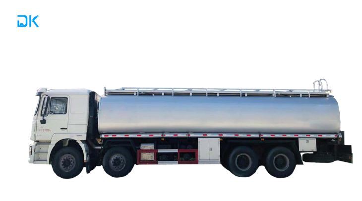 16 kubikmeter mælke tankskib